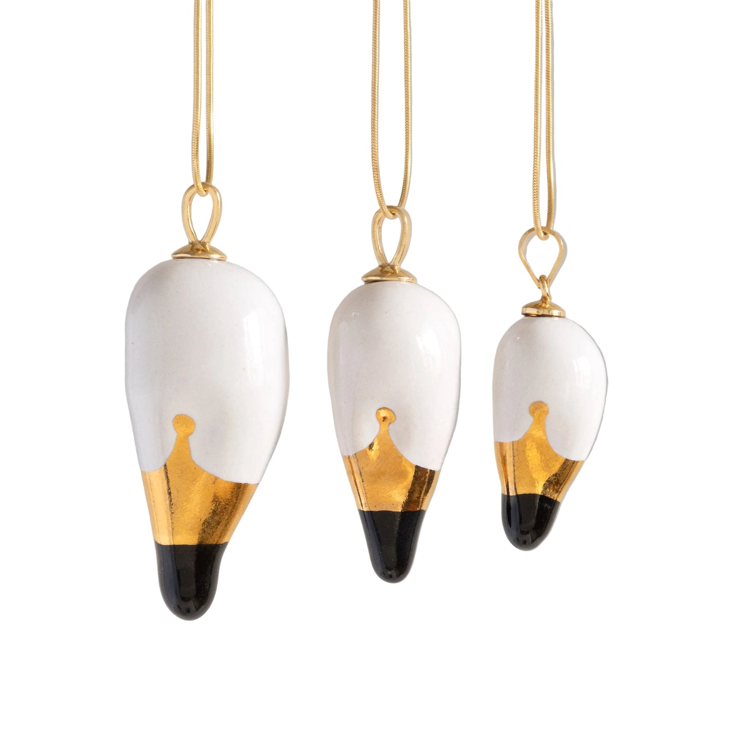Joutsenkoru Ceramic Swan Pendant with Necklace (White)