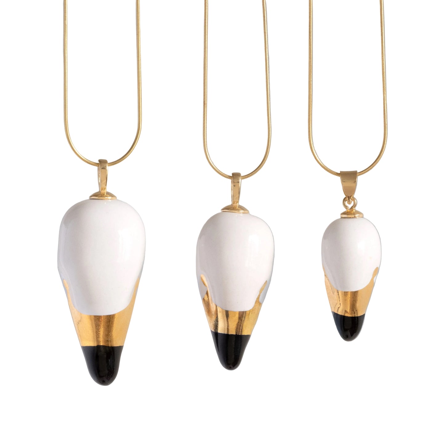 Joutsenkoru Ceramic Swan Pendant with Necklace (White)