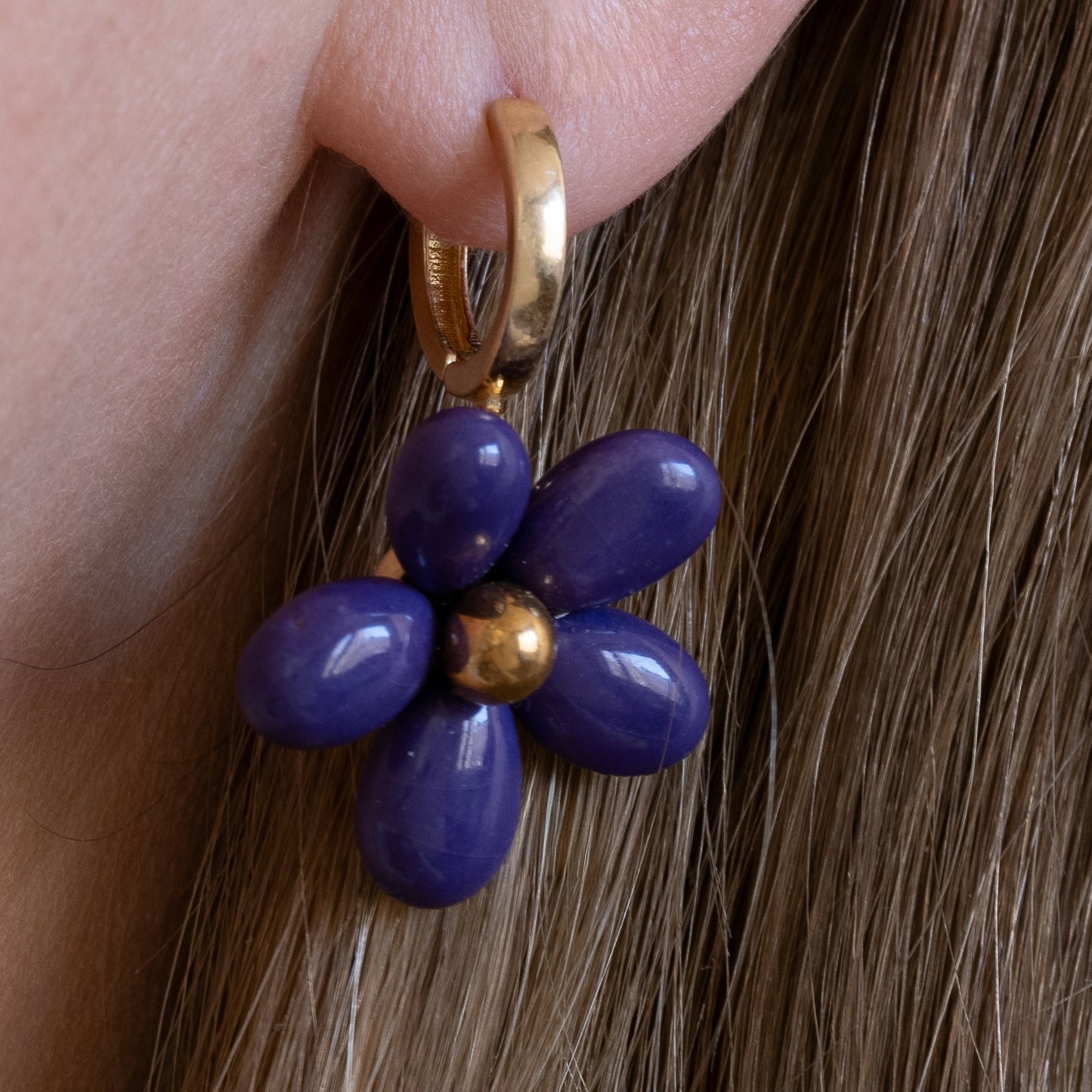 Ku-Kukkakoru Ceramic Flower Earrings (Violet)