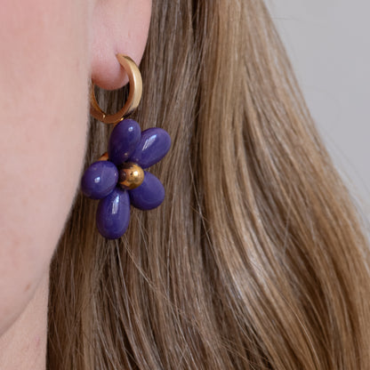 Ku-Kukkakoru Ceramic Flower Earrings (Violet)