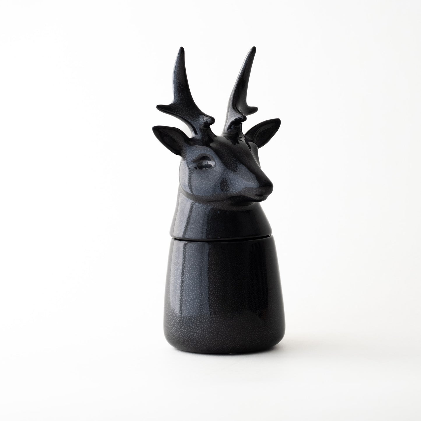 Ikimetsä - Deer with large antlers (Black)
