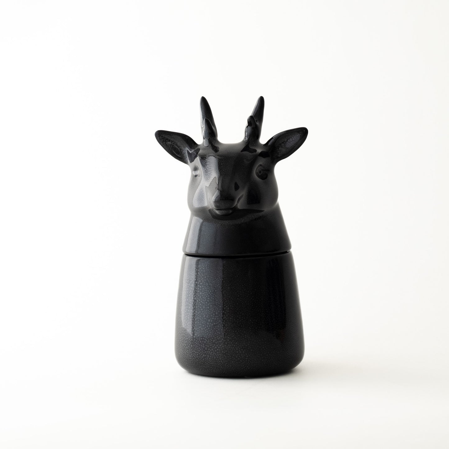 Ikimetsä - Deer with small antlers (Black)