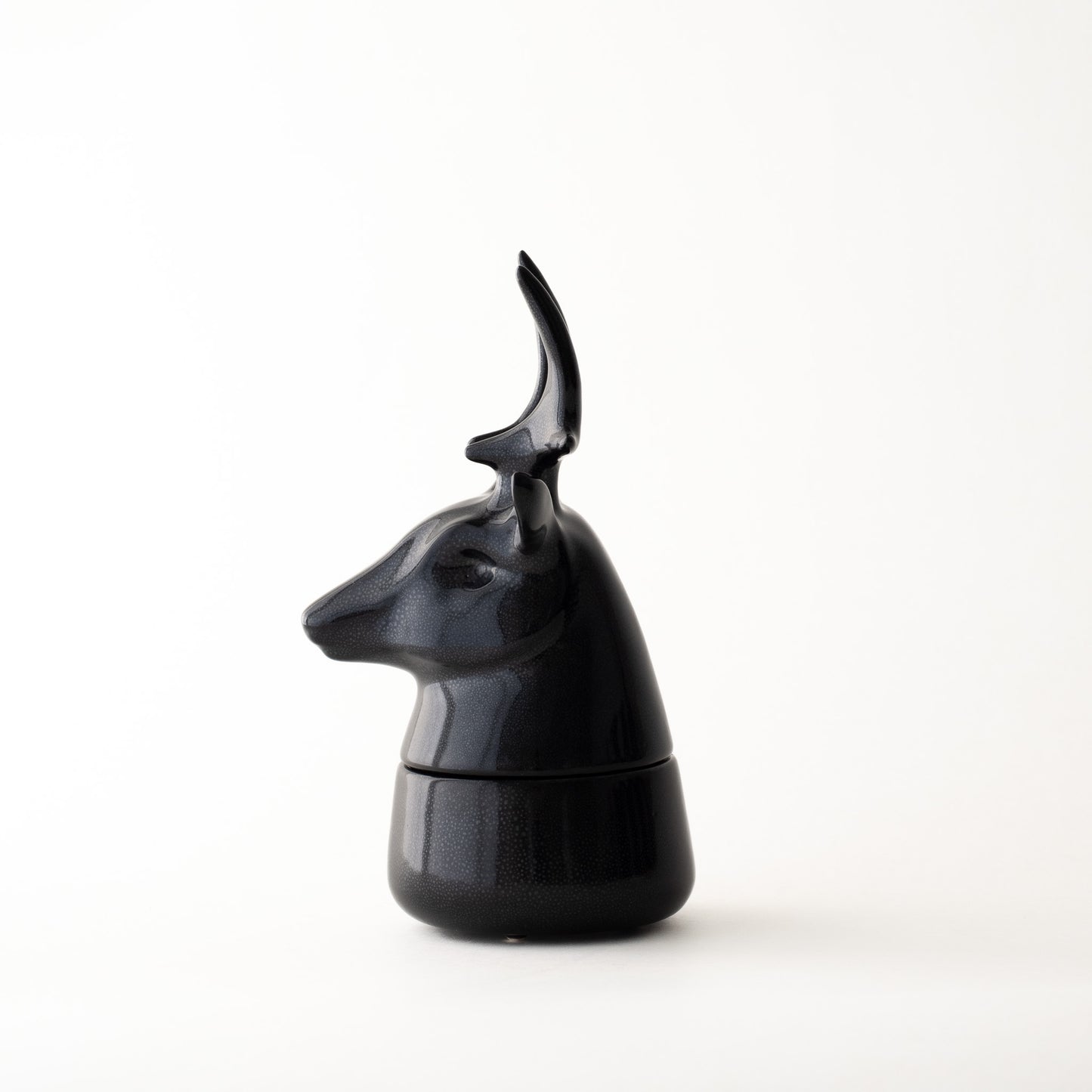 Ikimetsä - Deer with large antlers (Black)