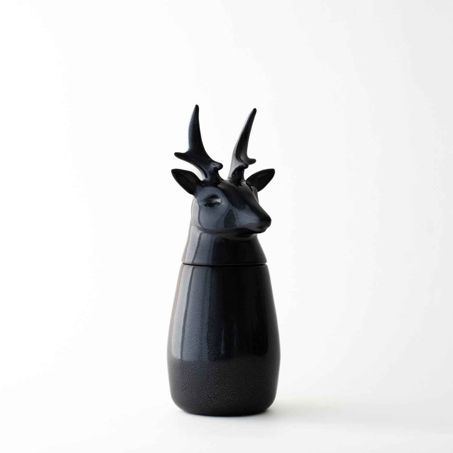 Ikimetsä - Deer with large antlers (Black)