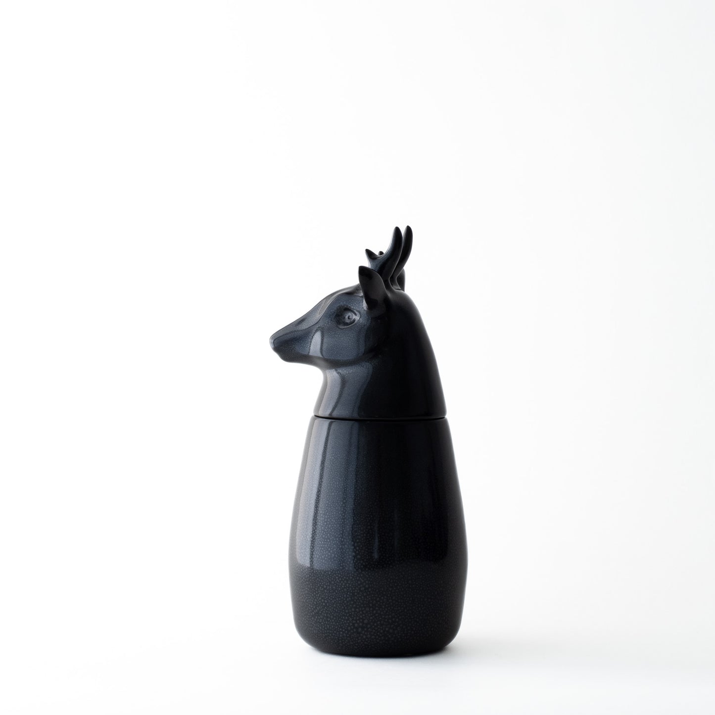 Ikimetsä - Deer with small antlers (Black)