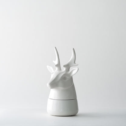 Ikimetsä - Deer with large antlers (White)