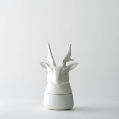 Ikimetsä - Deer with large antlers (White)