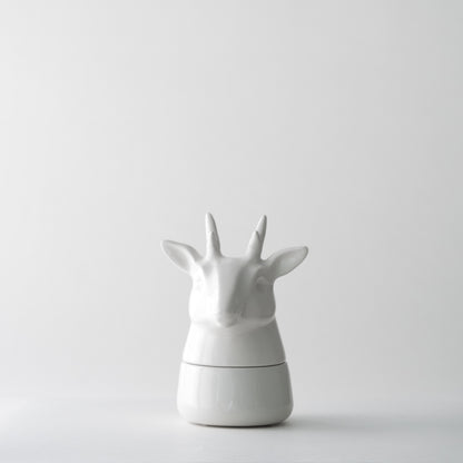 Ikimetsä - Deer with small antlers (White)