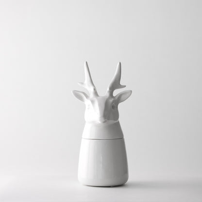Ikimetsä - Deer with large antlers (White)