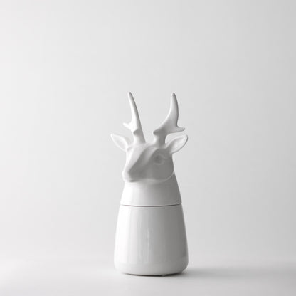 Ikimetsä - Deer with large antlers (White)